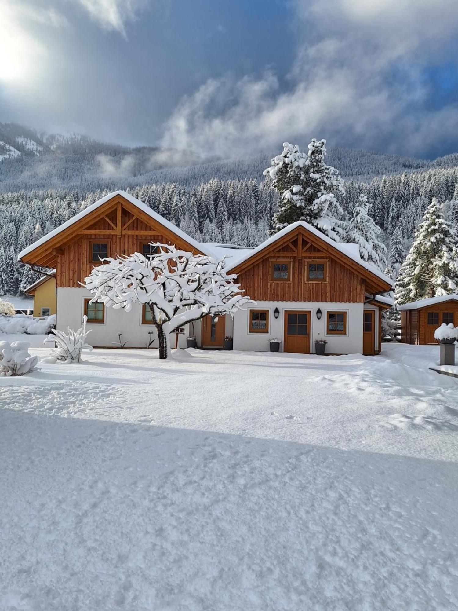 Landhaus Lehner Sankt Michael im Lungau Bagian luar foto