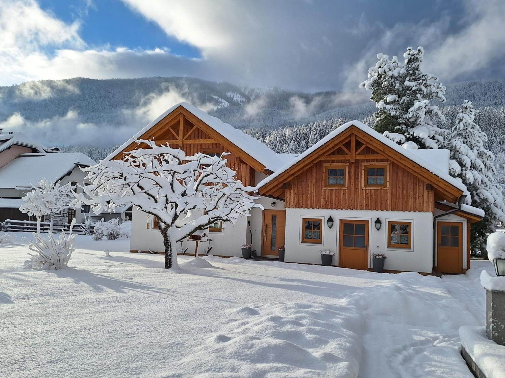 Landhaus Lehner Sankt Michael im Lungau Bagian luar foto